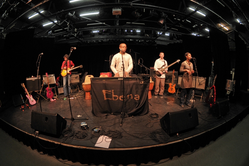Evry Daily Photo - Concert Ebena a Grigny 091.jpg